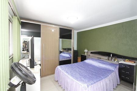 Quarto 1 de casa para alugar com 2 quartos, 140m² em Vista Alegre, Belo Horizonte