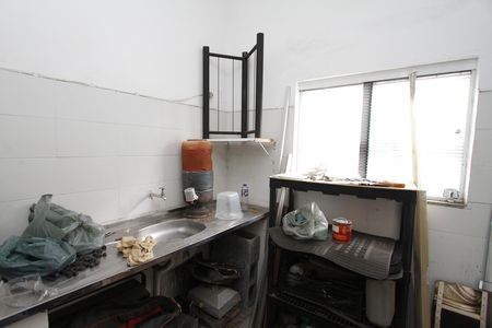 Casa para alugar com 140m², 2 quartos e 2 vagasloja