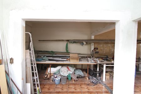 Casa para alugar com 140m², 2 quartos e 2 vagasloja