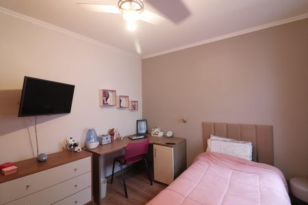 Casa à venda com 242m², 3 quartos e 5 vagasQuarto 3