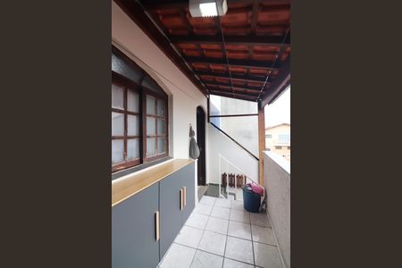 Casa à venda com 242m², 3 quartos e 5 vagasÁrea de Serviço