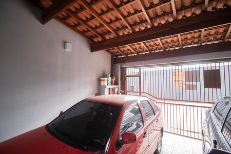 GARAGEM de casa à venda com 3 quartos, 140m² em Chora Menino, São Paulo
