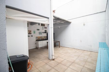 QUINTAL E ÁREA GOURMET de casa à venda com 3 quartos, 140m² em Chora Menino, São Paulo