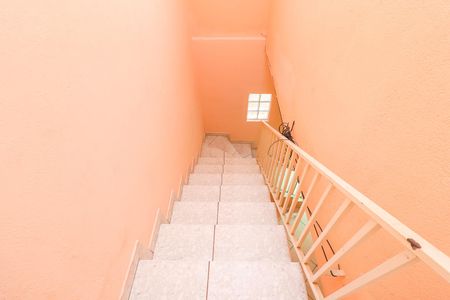 Casa para alugar com 72m², 1 quarto e sem vagaEscada