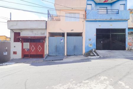 Casa para alugar com 72m², 1 quarto e sem vagaFachada