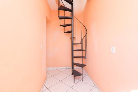 Casa para alugar com 72m², 1 quarto e sem vagaÁrea de Serviço