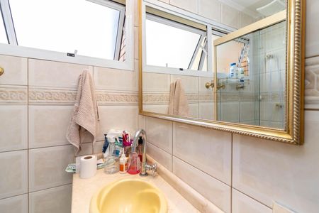 Apartamento à venda com 200m², 4 quartos e 4 vagasBanheiro da Suíte 3