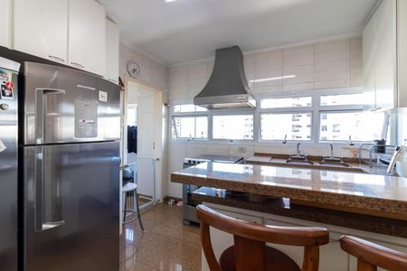 Apartamento à venda com 200m², 4 quartos e 4 vagasCozinha