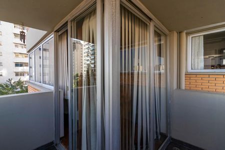 Apartamento à venda com 200m², 4 quartos e 4 vagasVaranda da Sala de TV