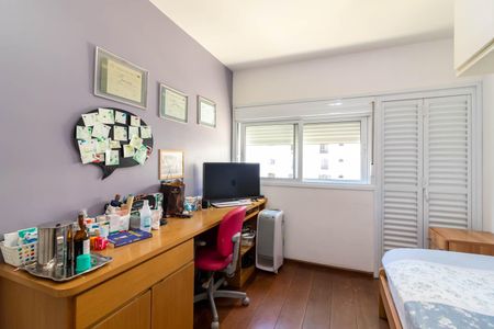 Apartamento à venda com 200m², 4 quartos e 4 vagasSuíte 3