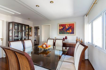 Apartamento à venda com 200m², 4 quartos e 4 vagasSala de Jantar