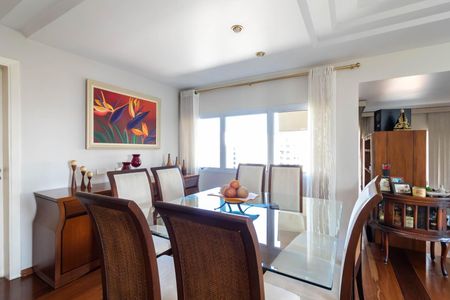Apartamento à venda com 200m², 4 quartos e 4 vagasSala de Jantar