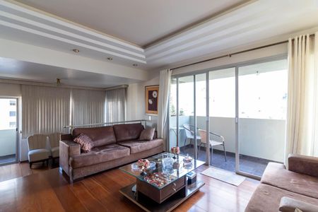 Sala de Estar de apartamento à venda com 4 quartos, 200m² em Água Fria, São Paulo