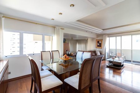 Apartamento à venda com 200m², 4 quartos e 4 vagasSala de Jantar