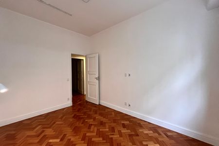 Apartamento à venda com 122m², 3 quartos e 1 vaga Apartamento à venda com 122m², 3 quartos e 1 vagaQuarto 2