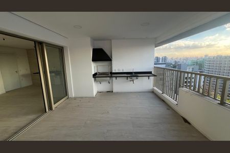 Foto 02 de apartamento à venda com 3 quartos, 123m² em Moema, São Paulo