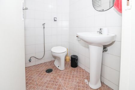 Apartamento para alugar com 80m², 2 quartos e sem vagaBanheiro