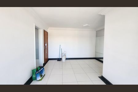 Apartamento para alugar com 60m², 2 quartos e 1 vaga Apartamento para alugar com 60m², 2 quartos e 1 vagaSala