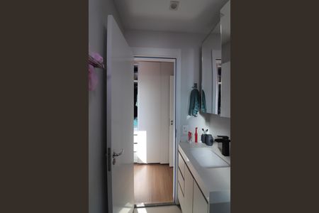 Apartamento à venda com 69m², 2 quartos e 2 vagasQuarto 1 - Suíte Banheiro 