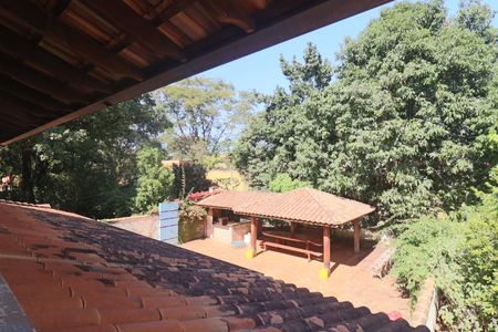 Casa de condomínio para alugar com 2000m², 3 quartos e 1 vaga Casa de condomínio para alugar com 2000m², 3 quartos e 1 vagaSacada