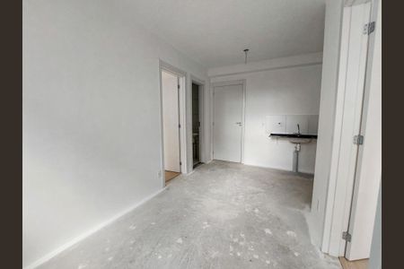 Sala/Cozinha de apartamento para alugar com 2 quartos, 34m² em Jardim São Luís, São Paulo