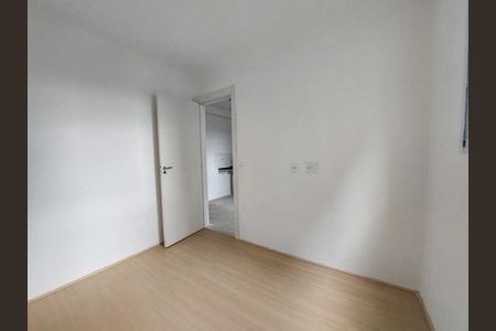 Quarto 1 de apartamento para alugar com 2 quartos, 34m² em Jardim São Luís, São Paulo