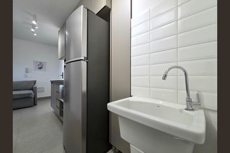 Apartamento para alugar com 40m², 2 quartos e sem vaga Apartamento para alugar com 40m², 2 quartos e sem vagaÁrea de Serviço