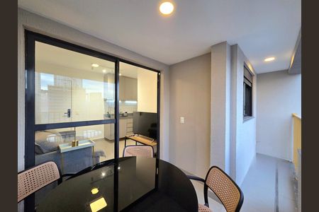 Apartamento para alugar com 40m², 2 quartos e sem vaga Apartamento para alugar com 40m², 2 quartos e sem vagaVaranda