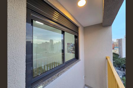 Apartamento para alugar com 40m², 2 quartos e sem vaga Apartamento para alugar com 40m², 2 quartos e sem vagaVaranda