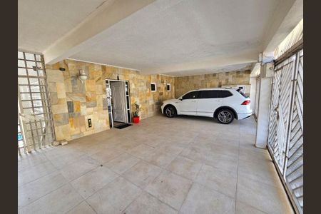 Casa à venda com 341m², 3 quartos e 4 vagas
