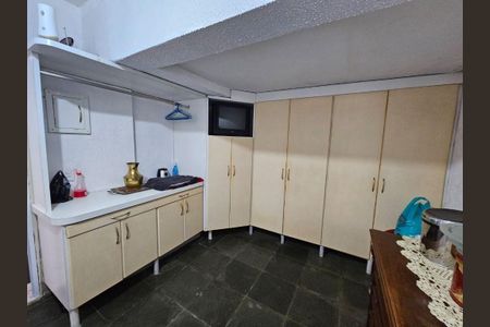 Casa à venda com 341m², 3 quartos e 4 vagas
