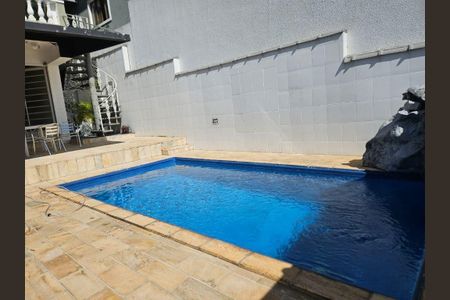 Casa à venda com 341m², 3 quartos e 4 vagas