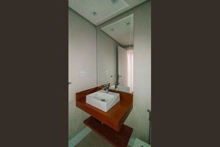Banheiro  de apartamento para alugar com 1 quarto, 50m² em Centro Histórico, Porto Alegre