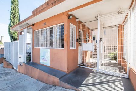 Apartamento para alugar com 52m², 2 quartos e 1 vaga Apartamento para alugar com 52m², 2 quartos e 1 vagaFachada