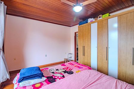 Casa de condomínio à venda com 190m², 3 quartos e 2 vagas Casa de condomínio à venda com 190m², 3 quartos e 2 vagasSuíte