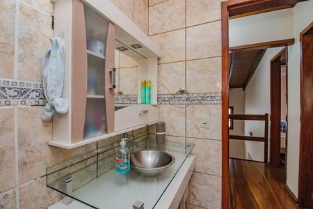 Casa de condomínio à venda com 190m², 3 quartos e 2 vagas Casa de condomínio à venda com 190m², 3 quartos e 2 vagasBanheiro Social