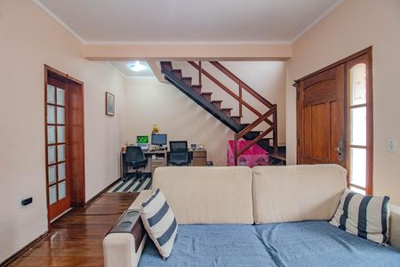 Sala de casa de condomínio à venda com 3 quartos, 190m² em São Sebastião, Porto Alegre