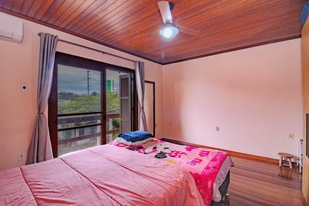 Casa de condomínio à venda com 190m², 3 quartos e 2 vagas Casa de condomínio à venda com 190m², 3 quartos e 2 vagasSuíte