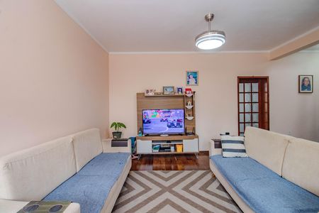 Sala de casa de condomínio à venda com 3 quartos, 190m² em São Sebastião, Porto Alegre