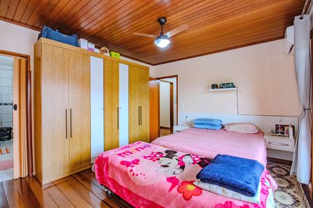Casa de condomínio à venda com 190m², 3 quartos e 2 vagas Casa de condomínio à venda com 190m², 3 quartos e 2 vagasSuíte