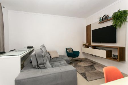 Casa de condomínio à venda com 131m², 3 quartos e 2 vagas Casa de condomínio à venda com 131m², 3 quartos e 2 vagasSala
