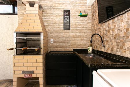 Casa de condomínio à venda com 131m², 3 quartos e 2 vagas Casa de condomínio à venda com 131m², 3 quartos e 2 vagasEspaço Gourmet