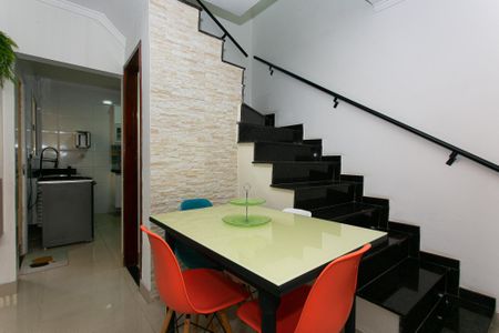 Sala de casa de condomínio à venda com 3 quartos, 131m² em Vila Aricanduva, São Paulo