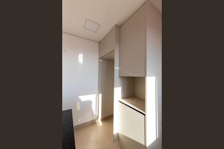 Apartamento para alugar com 80m², 2 quartos e 2 vagas Apartamento para alugar com 80m², 2 quartos e 2 vagasCOZINHA
