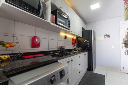 Apartamento para alugar com 49m², 2 quartos e 1 vaga Apartamento para alugar com 49m², 2 quartos e 1 vagaCozinha e Área de Serviço