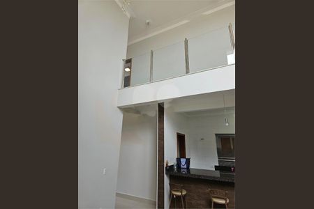 Casa à venda com 225m², 3 quartos e 2 vagas