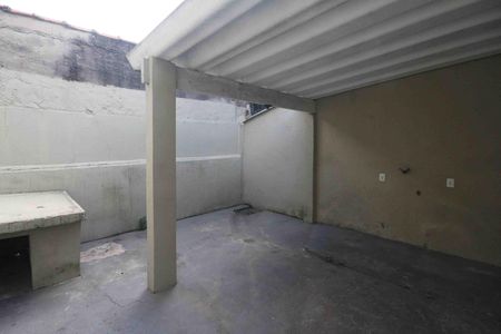Casa para alugar com 125m², 2 quartos e 2 vagas