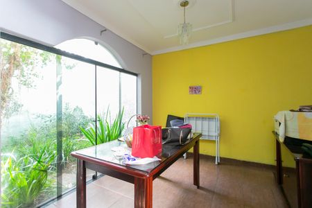 Casa à venda com 200m², 3 quartos e 4 vagas Casa à venda com 200m², 3 quartos e 4 vagasSala de Jantar