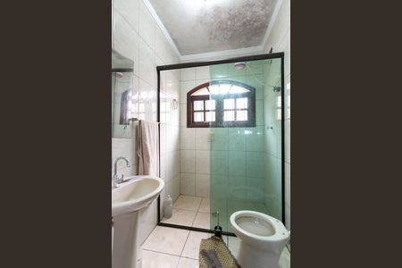 Casa à venda com 200m², 3 quartos e 4 vagas Casa à venda com 200m², 3 quartos e 4 vagasBanheiro 2