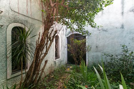 Casa à venda com 200m², 3 quartos e 4 vagas Casa à venda com 200m², 3 quartos e 4 vagasJardim de Inverno